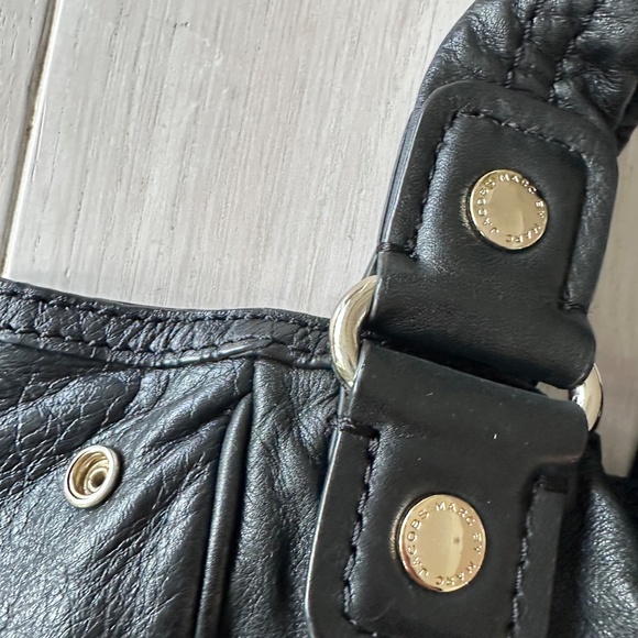 Marc Jacobs Turnkock Tote - Picture 10 of 14